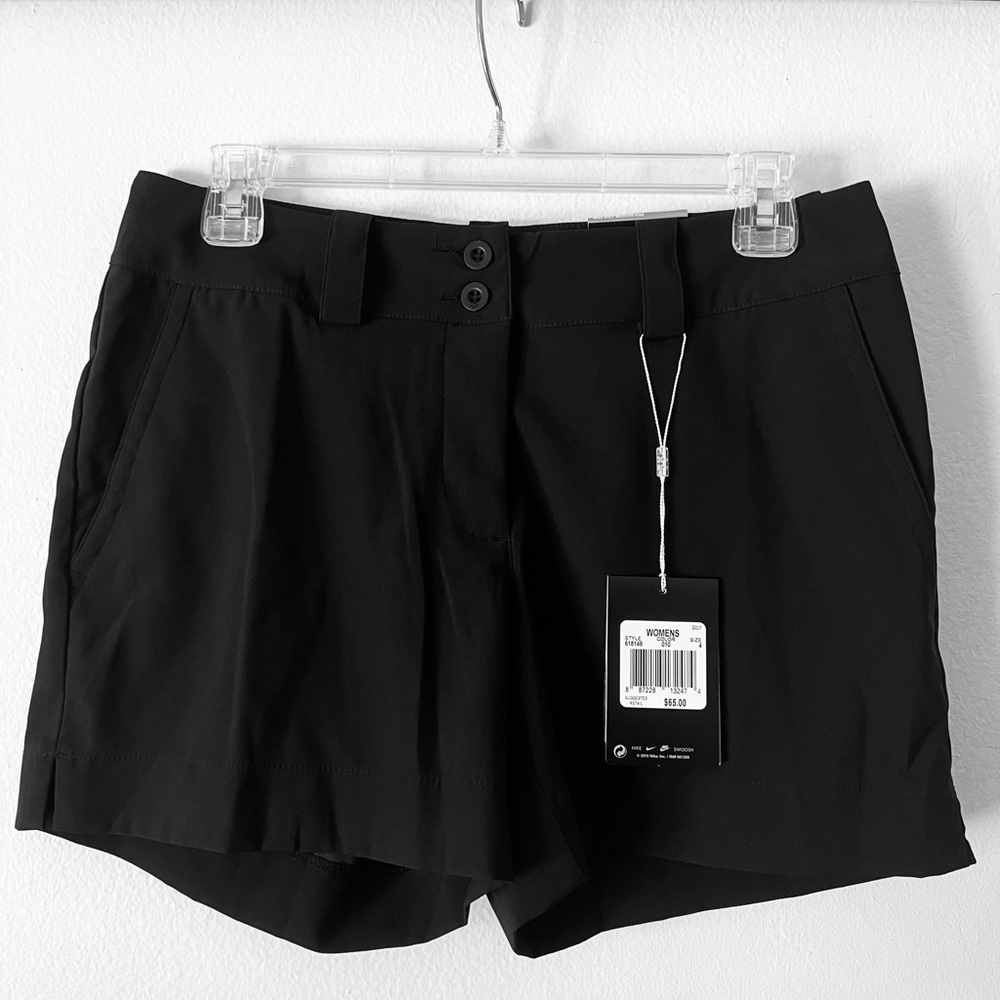 Never worn black size 4 Nike Golf shorts